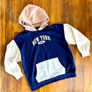 Forever 21 New York multi color Hoodie size Large Navy, Tan, Cream preowned